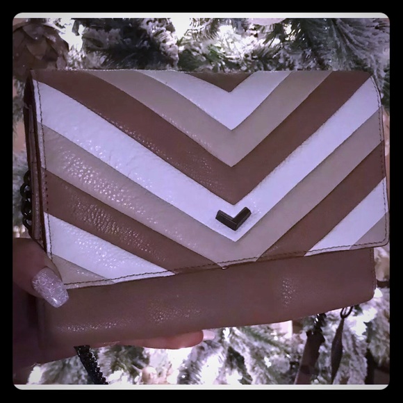 Botkier Handbags - Botkier Soho Quilted Wallet